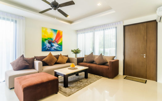 Laguna Park corner Townhouse for sale