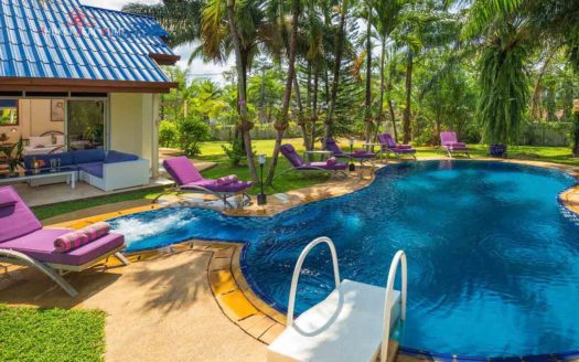 Private 4 bedroom Villa in Bangtao