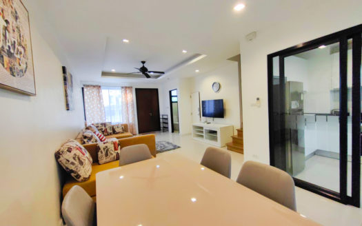 3 Bedroom Townhouse in Laguna Park