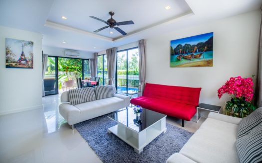 Pool Townhouse in Laguna Park