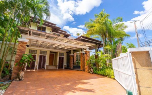 Laguna Homes Villa