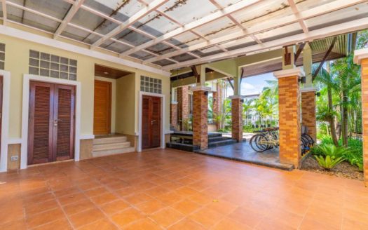 Laguna Homes Villa