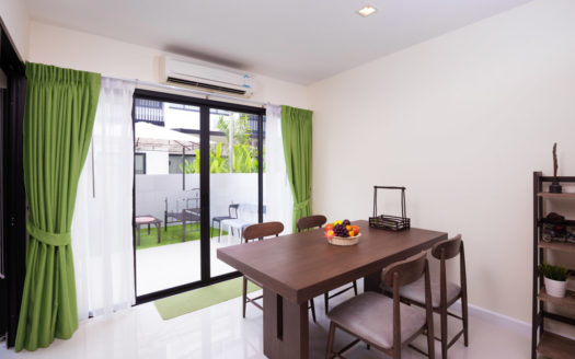 3 Bedroom Townhouse in Laguna Park
