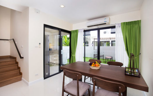 3 Bedroom Townhouse in Laguna Park