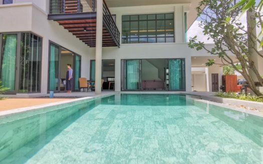 New modern Villa in Bang Tao