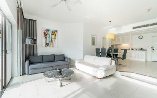 Apartments in Allamanda complex Laguna