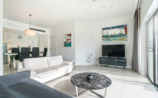 Apartments in Allamanda complex Laguna