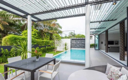 Stylish villa in Pasak